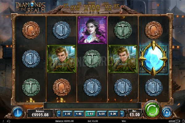 Diamonds of the Realm, a new online slot game by Play'n GO, has just been released.